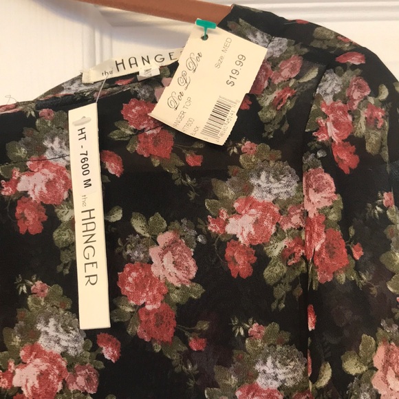 NWT Floral Crop Top by the Hanger - Picture 2 of 5